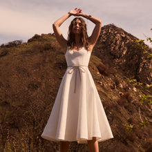 Load image into Gallery viewer, HELENA