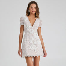 Load image into Gallery viewer, DAISY