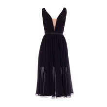 Load image into Gallery viewer, VICTORIA