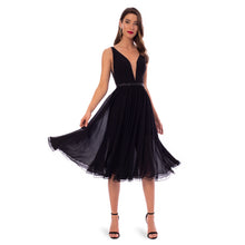 Load image into Gallery viewer, VICTORIA