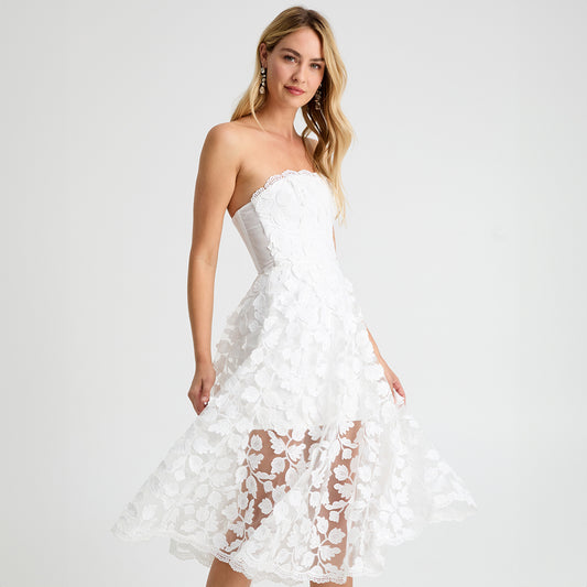 Midi Dresses tagged "Embroidered" Helsi Midi Dresses tagged "Embroidered" Helsi