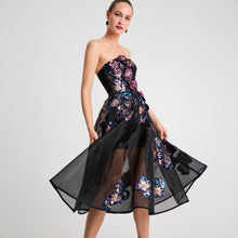 Load image into Gallery viewer, VALERIA
