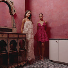 Load and play video in Gallery viewer, MARGOT
